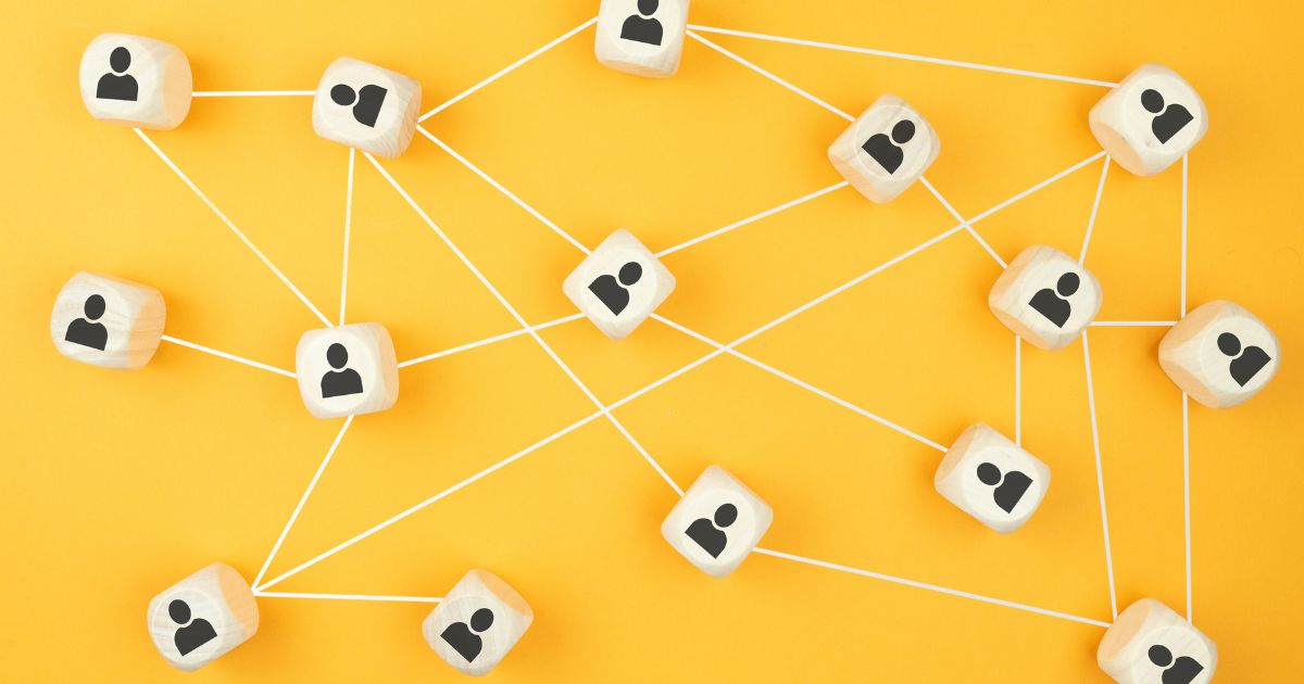 apt vs yum vs dnf: Which Linux Package Manager Should You Use?